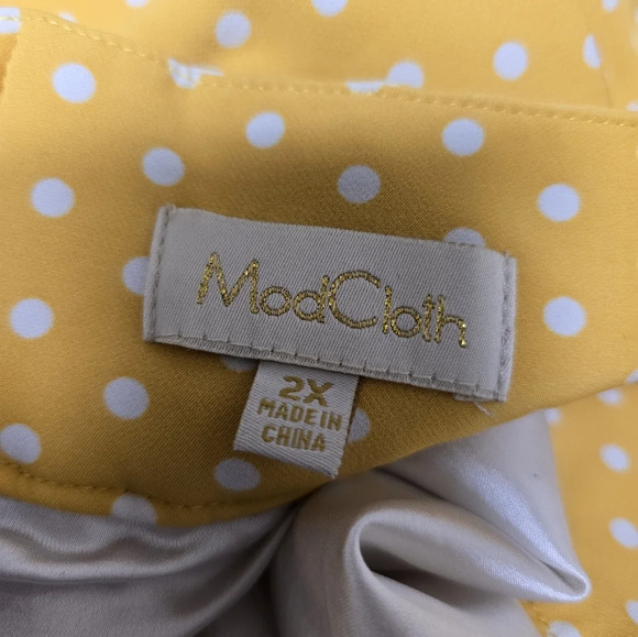 Modcloth Womens Yellow Polka Dot A-Line Swing Belted Skirt Plus Size 2X Pockets - Picture 11 of 13